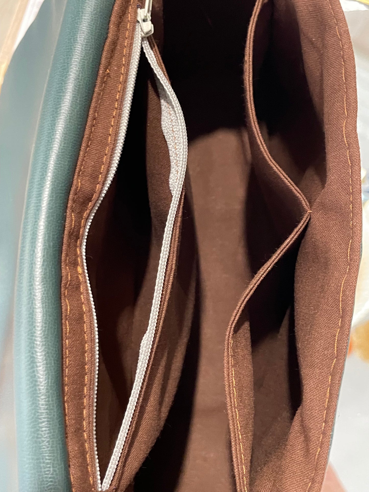 Sac à main en velours et similicuir - Paon vert