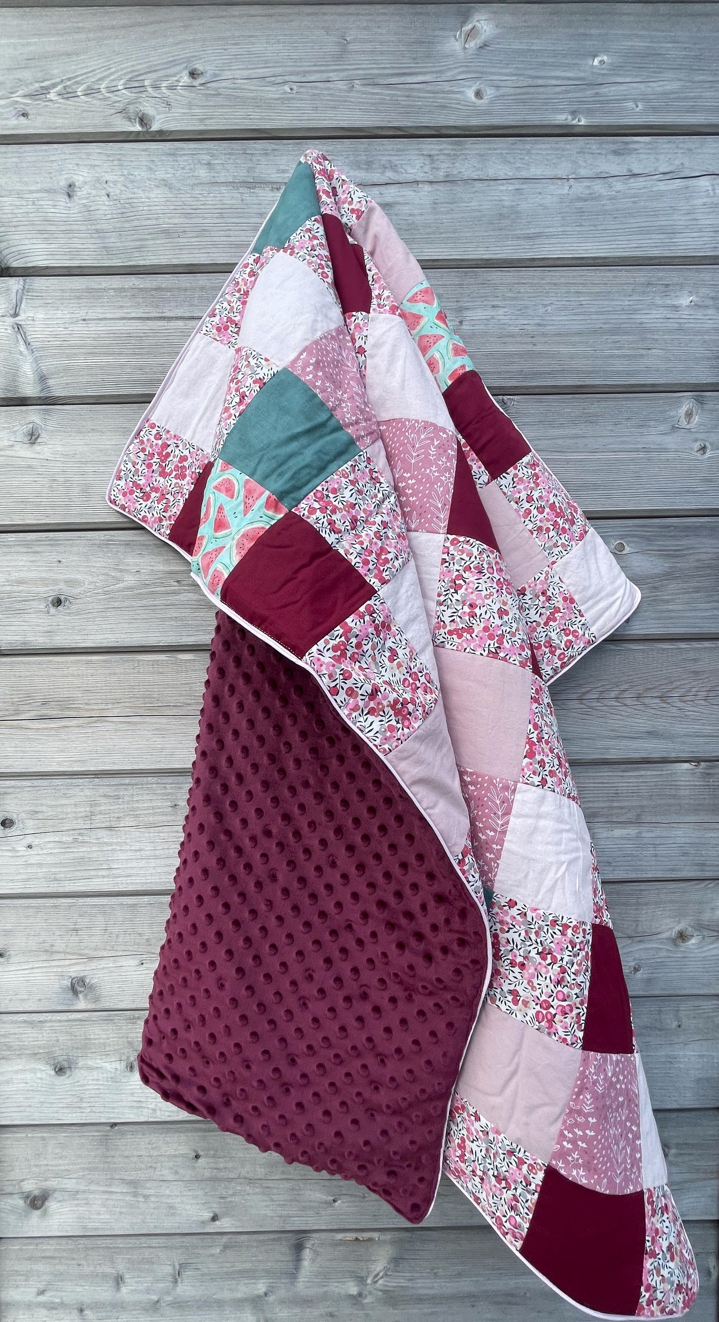 Couverture Patchwork - Roses et Prune