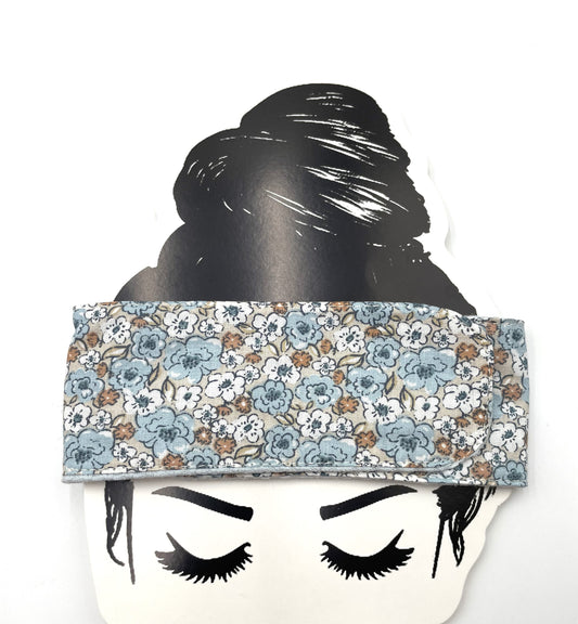 Bandeau de soin - Fleurs bleues sur fond bleu Eponge ciel