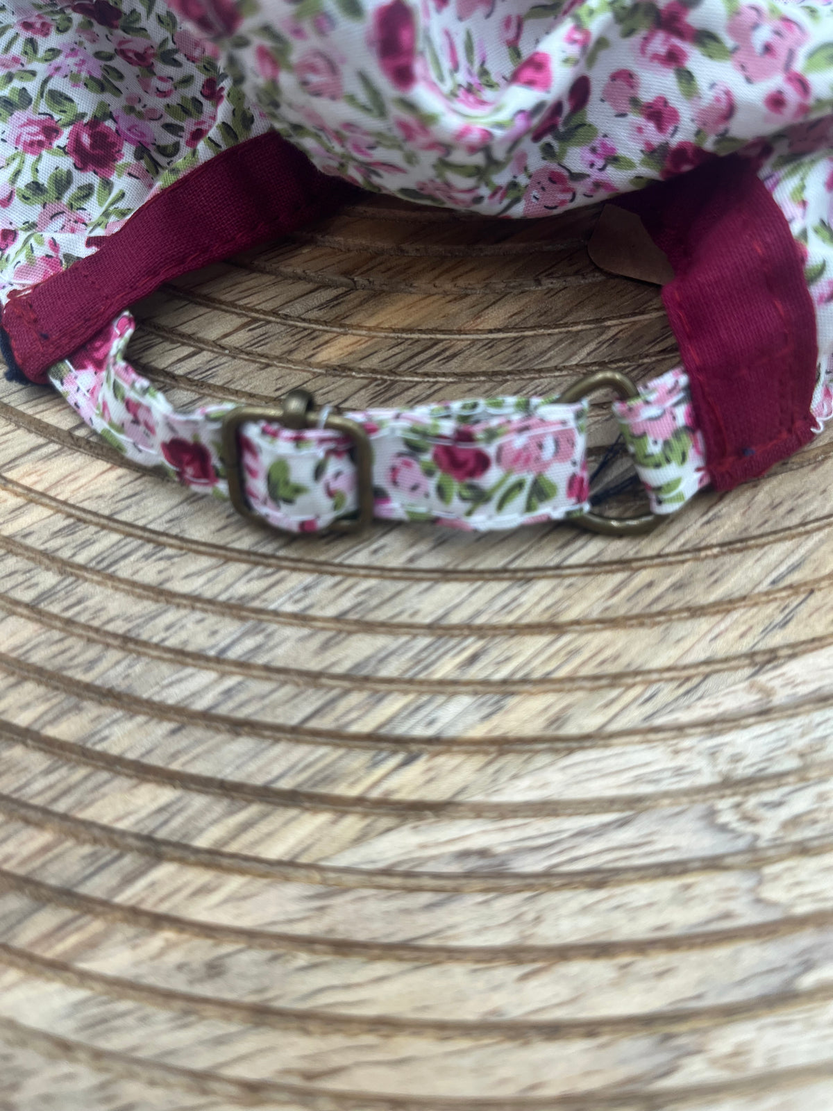 Casquette adulte - Roses et Bordeaux