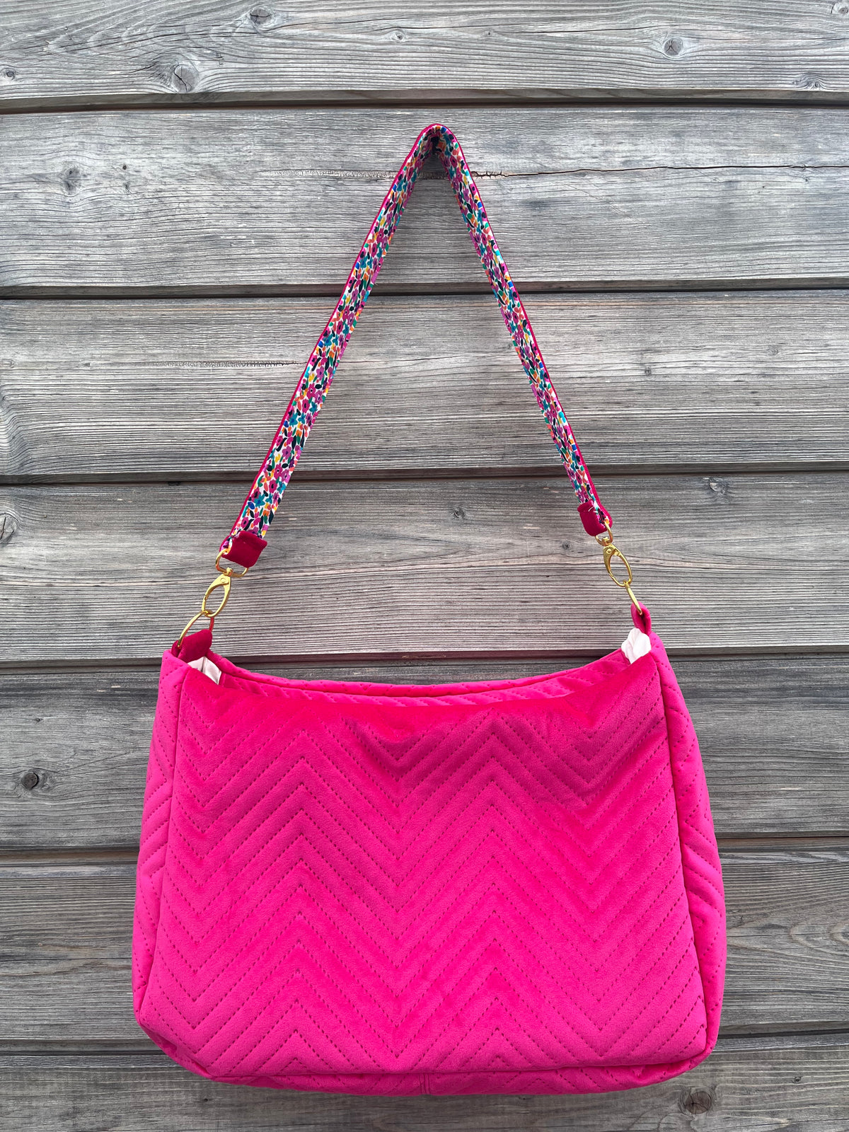 Sac à l'épaule - Velours à Chevrons Fuchsia