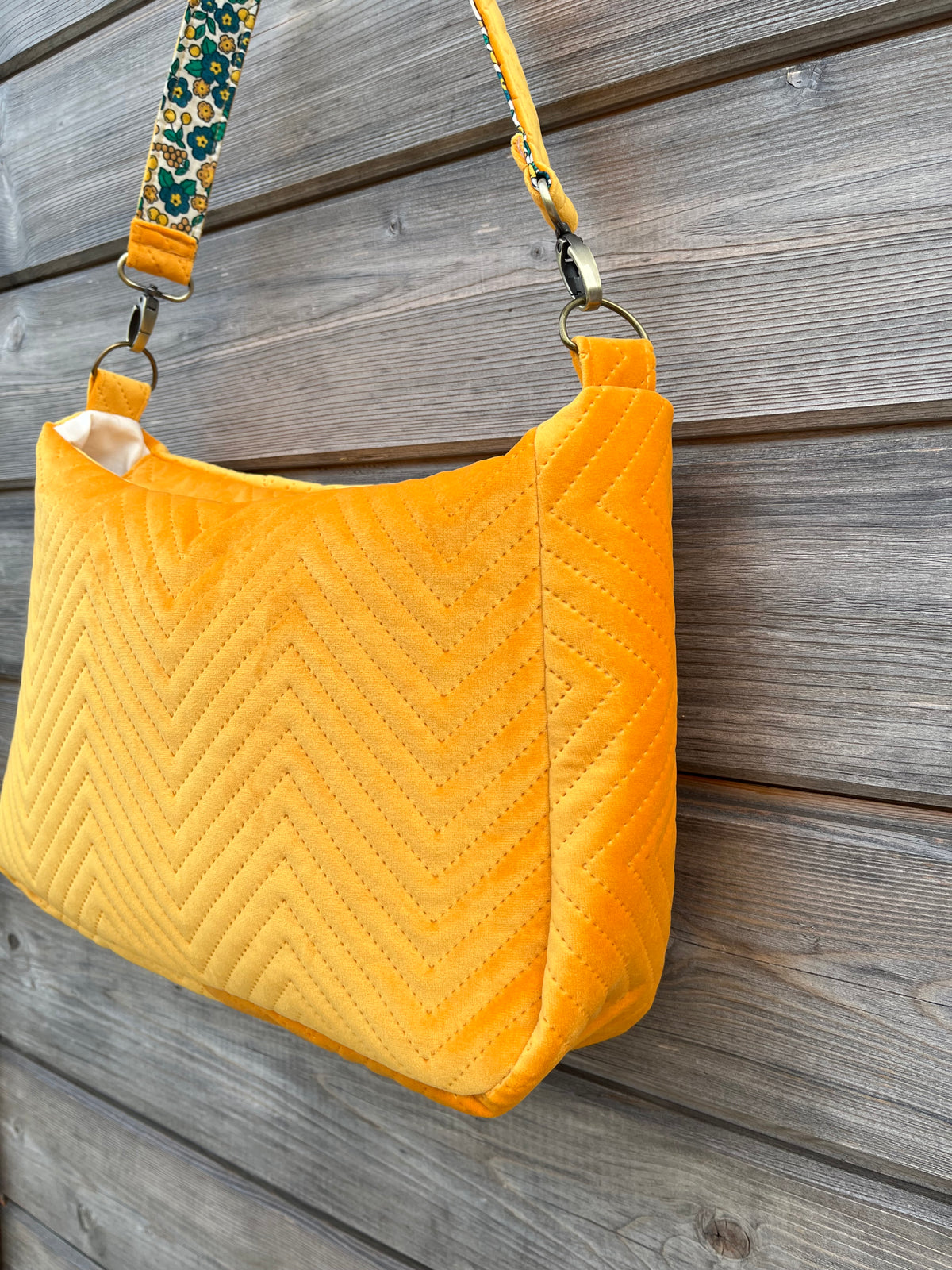 Sac à l'épaule - Velours à Chevrons Jaune