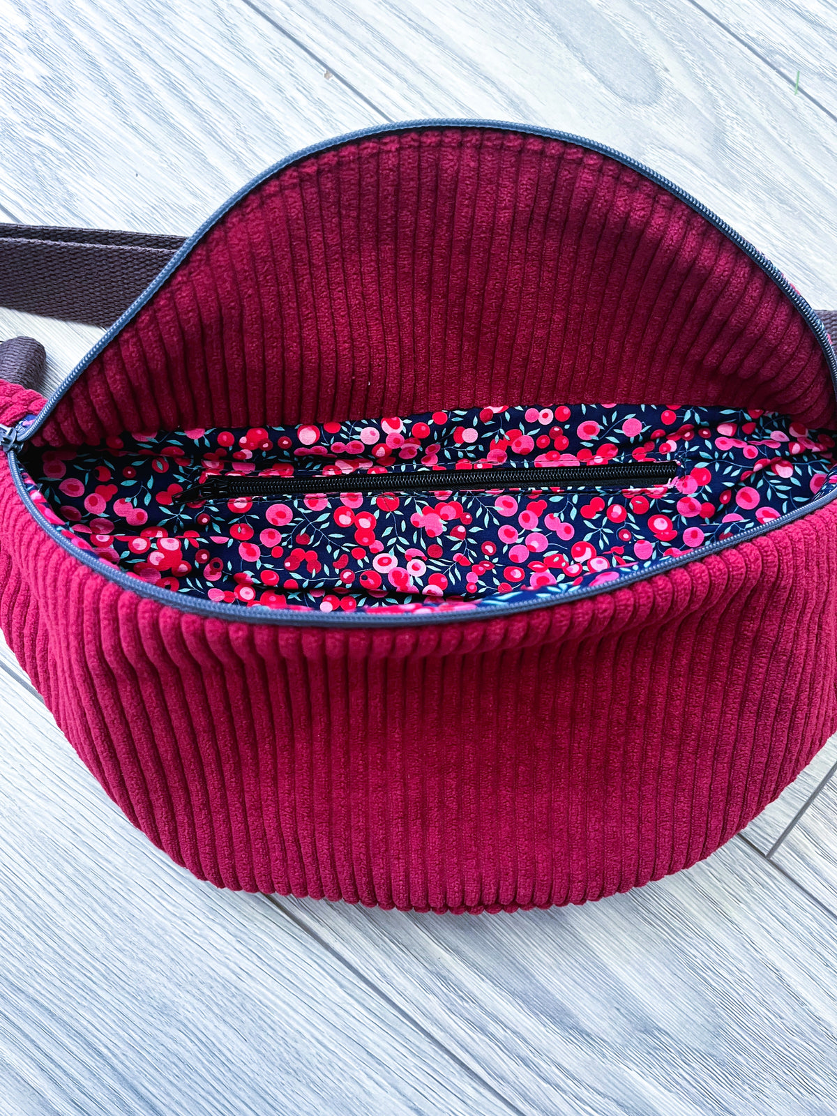 Sac banane adulte - Baies Rouges Velours